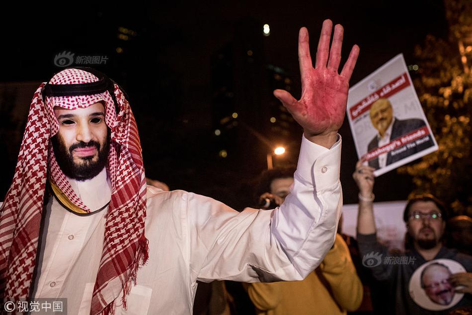 特写：百年舞火龙展现香港中秋浪漫截图2