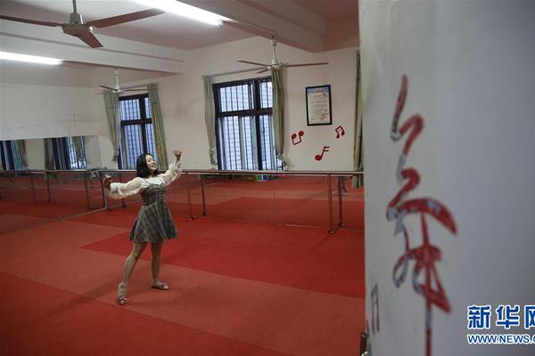 世界赛艇联合会主席参观体育文化“双展”截图2