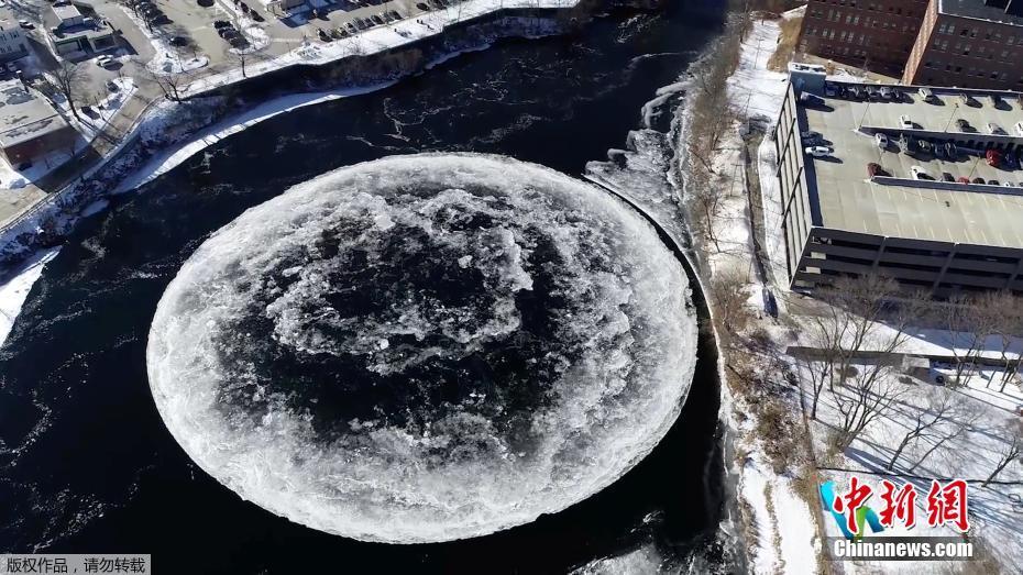 走好全媒体时代群众路线的党报样本——人民日报“读者点题·共同关注”栏目评析截图3
